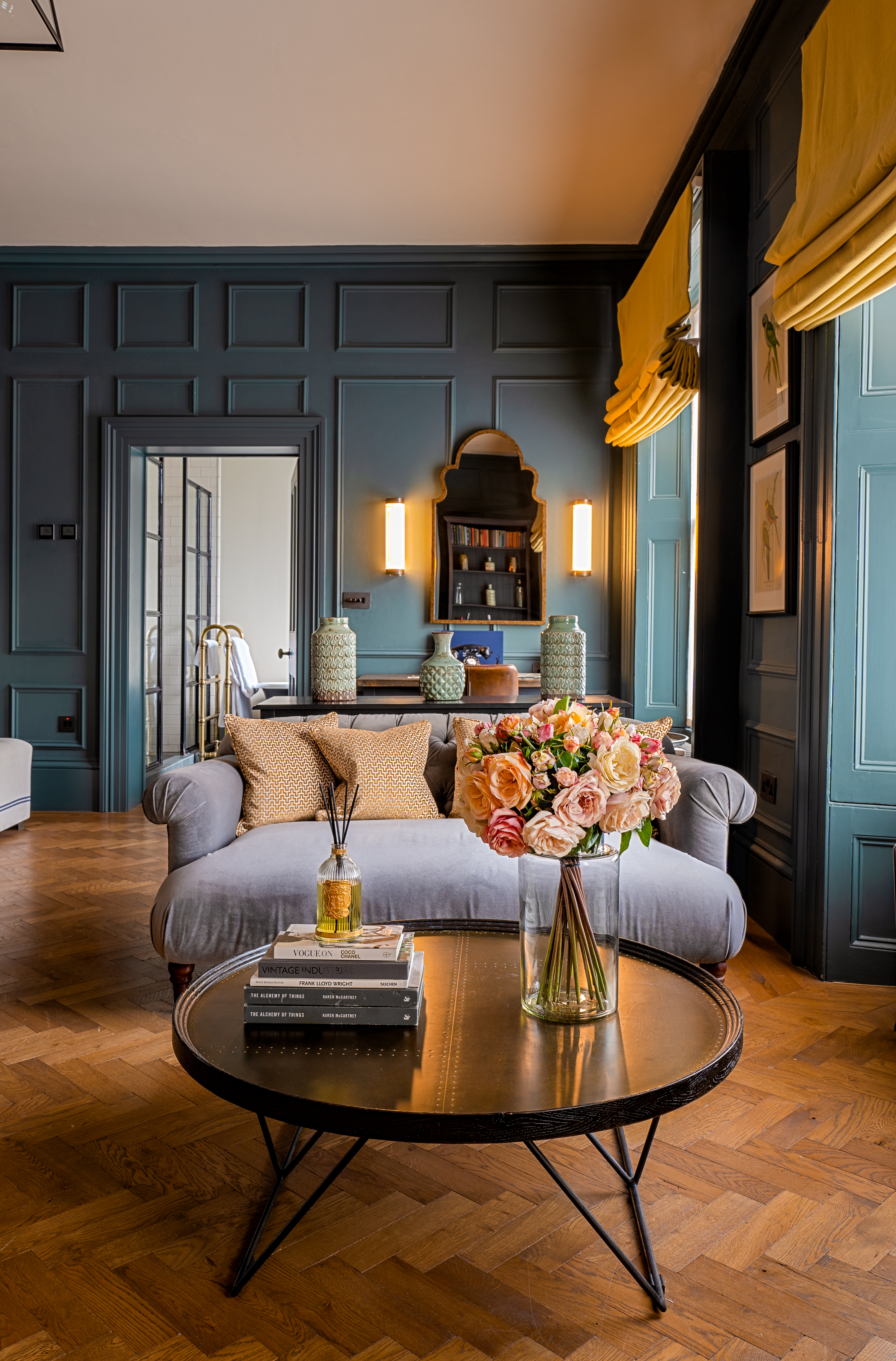 Internal shot of a Elegant room at n.131 Cheltenham